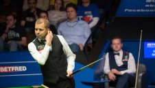 Мърфи респектира Хоукинс в първата сесия