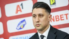 Шеф в ЦСКА с ключова визита в чужбина