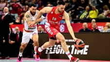 Везенков и Олимпиакос са на финал! С брутално 27:2 в третата част бе сразен Монако 