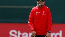 Ливърпул награждава Милнър и Матип с нови договори