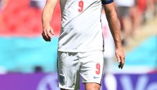 Време е за вековно дерби на Евро 2020