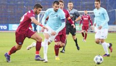 "Драконите" прилапват сенегалец и бразилец 