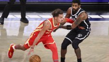 Хоукс сразиха Нетс в Бруклин