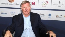 Сър Алекс се страхува от издънка срещу Уигън