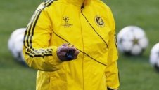 Челси започва &quot;Мисията невъзможна&quot;