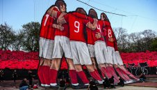 Смях! Дербито ЦСКА - Лудогорец се игра едва 41 минути и 14 секунди