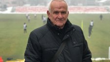 ОФИЦИАЛНО: Легендата на Левски Люпко започна работа в ЦСКА