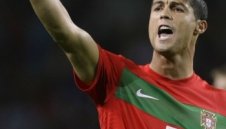 Фиго: Ще е провал, ако Португалия не спечели групата