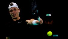Денис Шаповалов е с коронавирус преди Australian Open