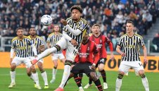 Скука в дербито на Италия! Милан не се даде на Юве