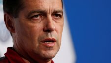 Хубчев: Загубихме мача за четири минути