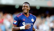 Вила купи тинейджър за доста голяма сума