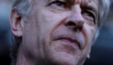 Венгер: Играем слабо в защита