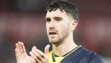 Играчи на Борнемут въртят луда любов + СНИМКИ