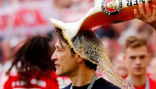 Ковач е треньорът на сезона! Салатиерата е балсам за раната му