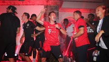 Звезди на Байерн: Флик ни мотивира, даваме газ заради него