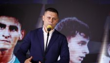 Александър Димитров приключи с 3 победи в 10 мача начело на България