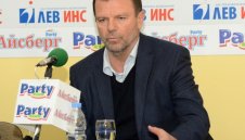 Екзекутора ги започна в Казахстан, дебютира с победа