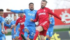 Жребият отреди: Любо Пенев дебютира срещу Левски