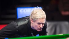 Нийл Робъртсън повали Ебдън в сблъсъка на веганите