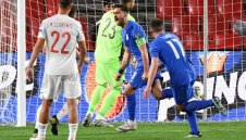 Испания се подхлъзна срещу Гърция в Гранада