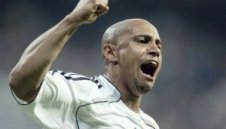 Роберто Карлош готов да играе без пари за Реал