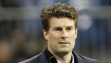 Лаудруп сигурен, че Дания може да излезе от групите