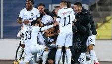 Славия се разделя с опитен халф 