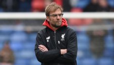 Как щурият Клопо резнал голаджия