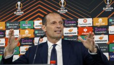 Алегри е първият с две поредни години без трофей в Юве от 35 г.