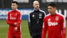 Вярност! Треньорът на Аякс отказа милионите на Нюкасъл