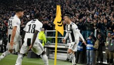 Лъч надежда за Аякс: Кристиано Роналдо е кошмар и за холандския гранд