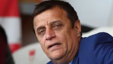 Ще вади ли "царете" от елита? Стойне Манолов каза истината