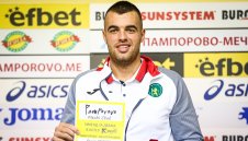 Емил Нейков се класира за полуфинал на европейското по гребане