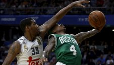 Бостън Селтикс удари Реал в Мадрид