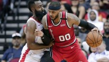 Мело се завърна, а Портланд изненада Хюстън