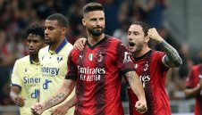 Милан се сбогува с Ибра и прати Верона на бараж