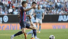 Барса завърши сезона с мързелива загуба