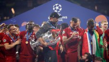 Клоп не пуска Ловрен в Милан