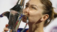 Халеп завоюва титлата в Дубай
