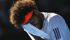 Цонга се справи с Чилич и е на 1/2-финал в Ротердам