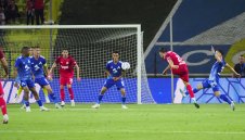 Национал е блокиран от войната в Израел