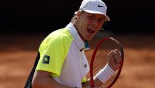 Канадец ще яде бой от Гришо и в Рим