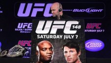 Нов проблем пред Дейна Уайт, този път е свързан с Лигата за шамари