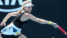 Сексапил по две: Бушар показа близначката си + СНИМКИ