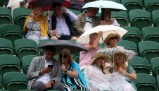 Дъжд бави началото на мача на Григор Димитров