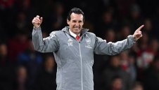 Спрягат Унай Емери за връщане в Севиля