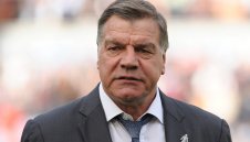 Големия Сам пое Съндърланд