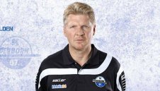 Слабак от Втора Бундеслига изрита Ефенберг