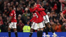 Лудост на „Молиню“! Юнайтед нокаутира вълците в инфарктна драма със 7 гола